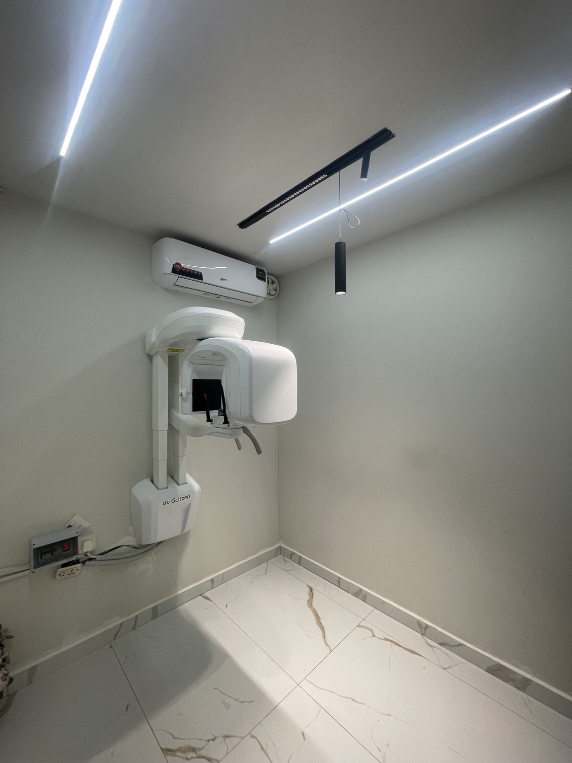 Photograph of the CBCT imaging room inside the clinic